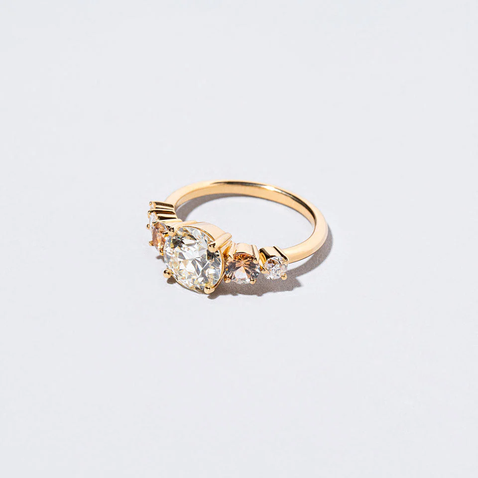 Auriga Ring - White Diamond & Peach Sapphire - Image 4