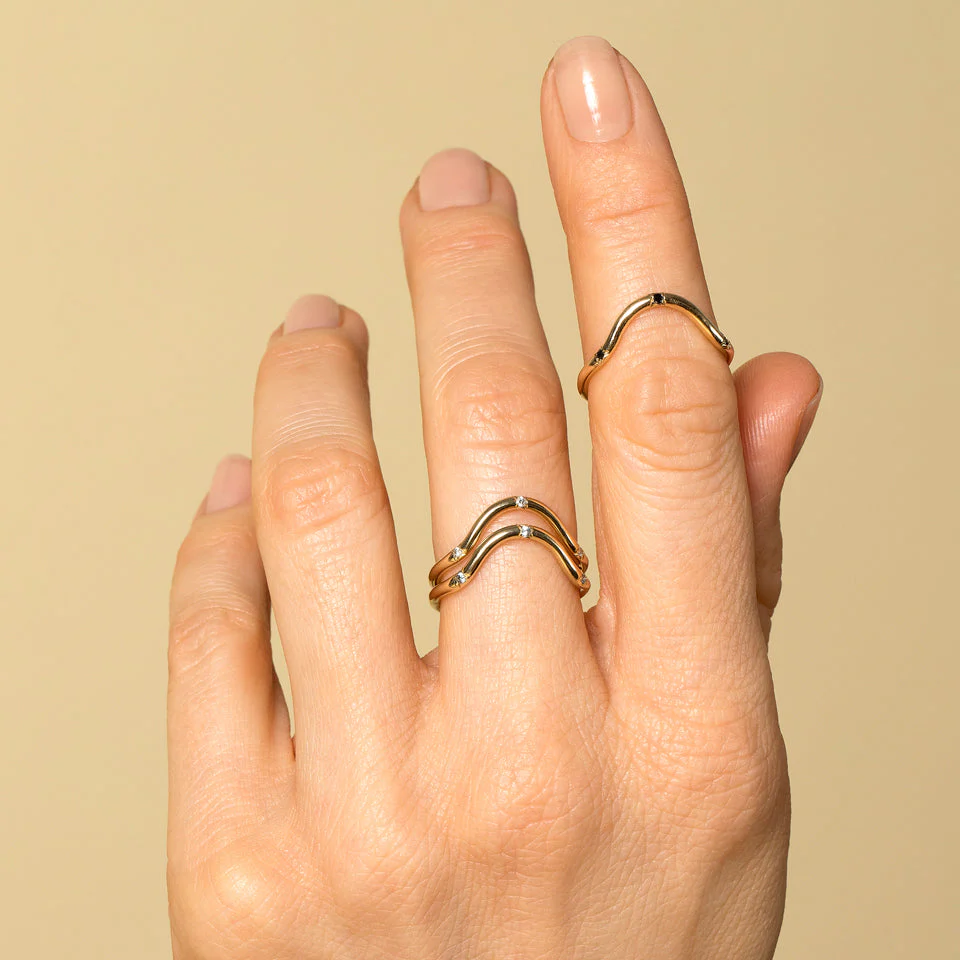 Curve Band - Three Stone - Image 4