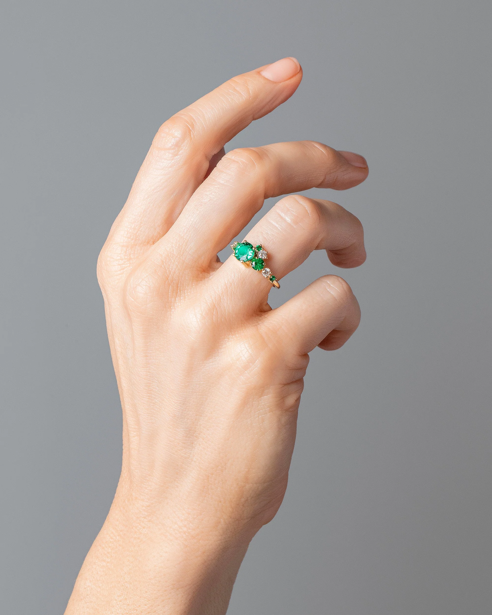 Luna Ring - Emerald & White Diamond - Image 4