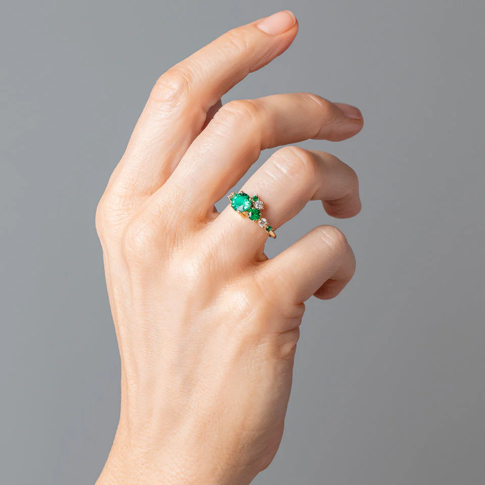Luna Ring - Emerald & White Diamond - Image 5