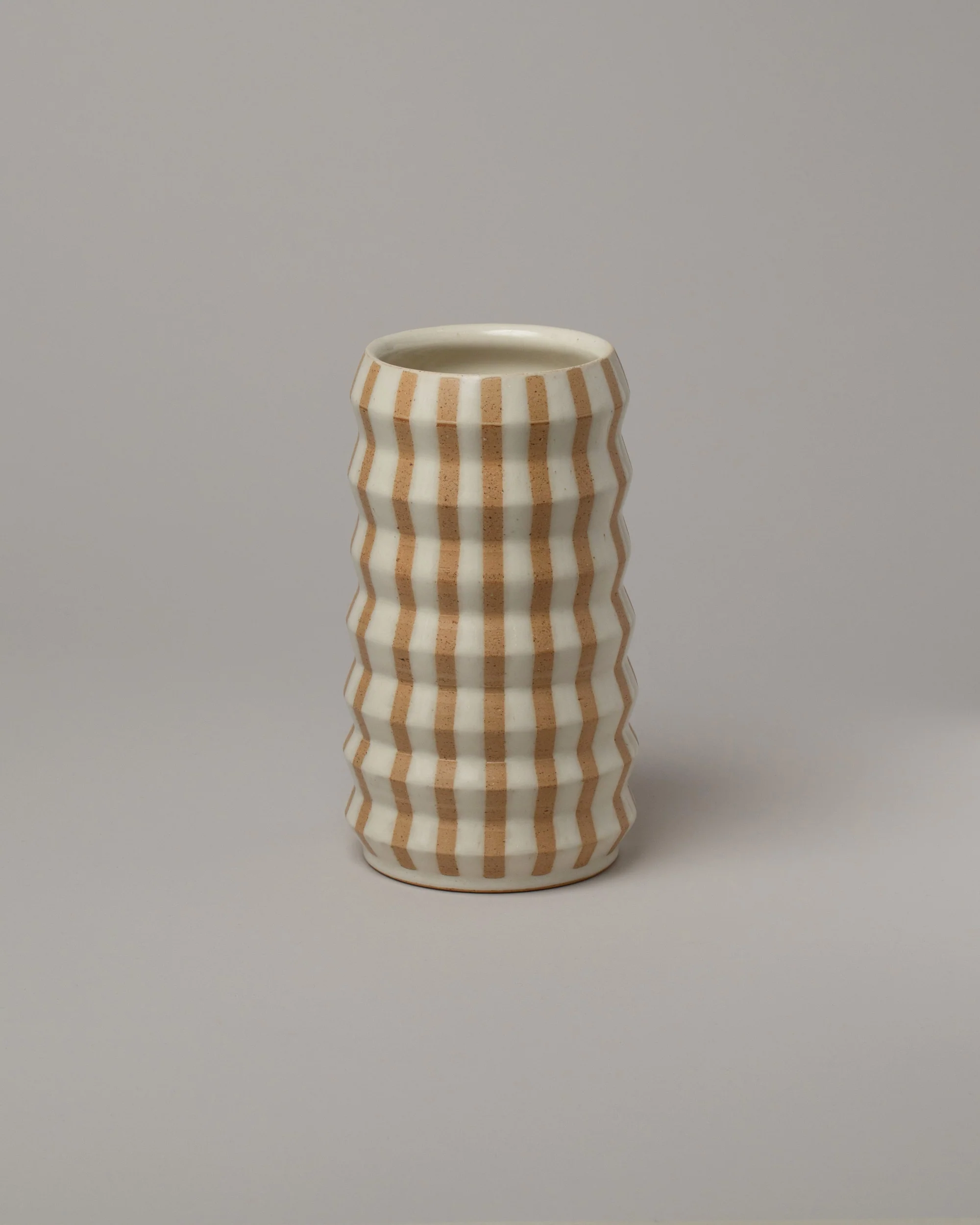 Accordion Vase - Image 2