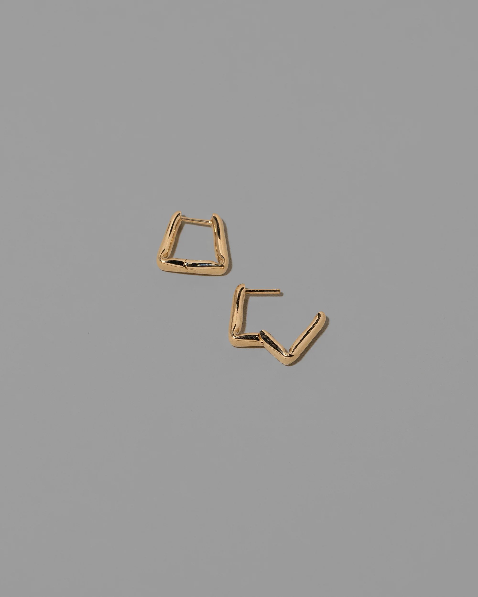 Kink Hoop Earrings - Image 2