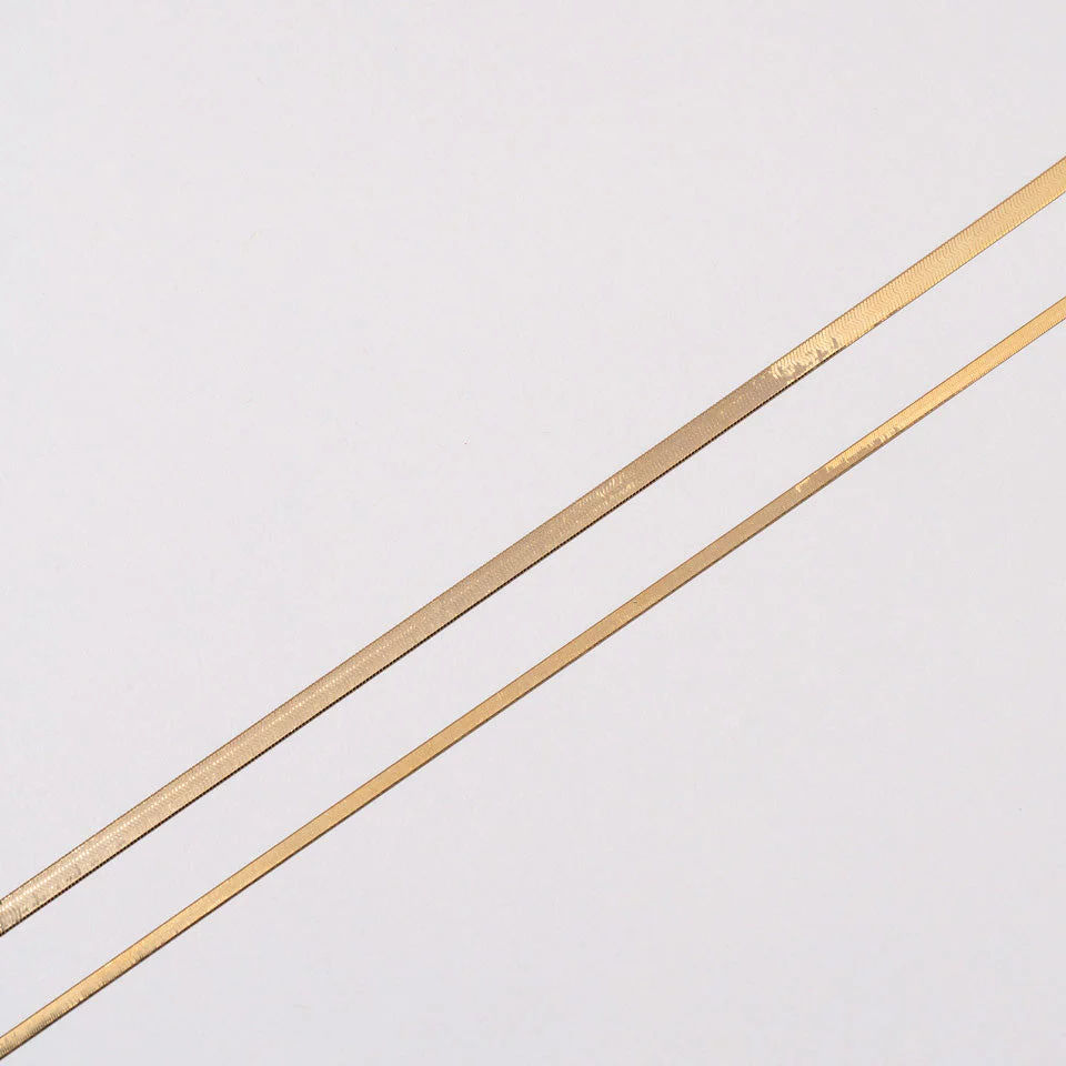 Liquid Chain Necklace - Image 9