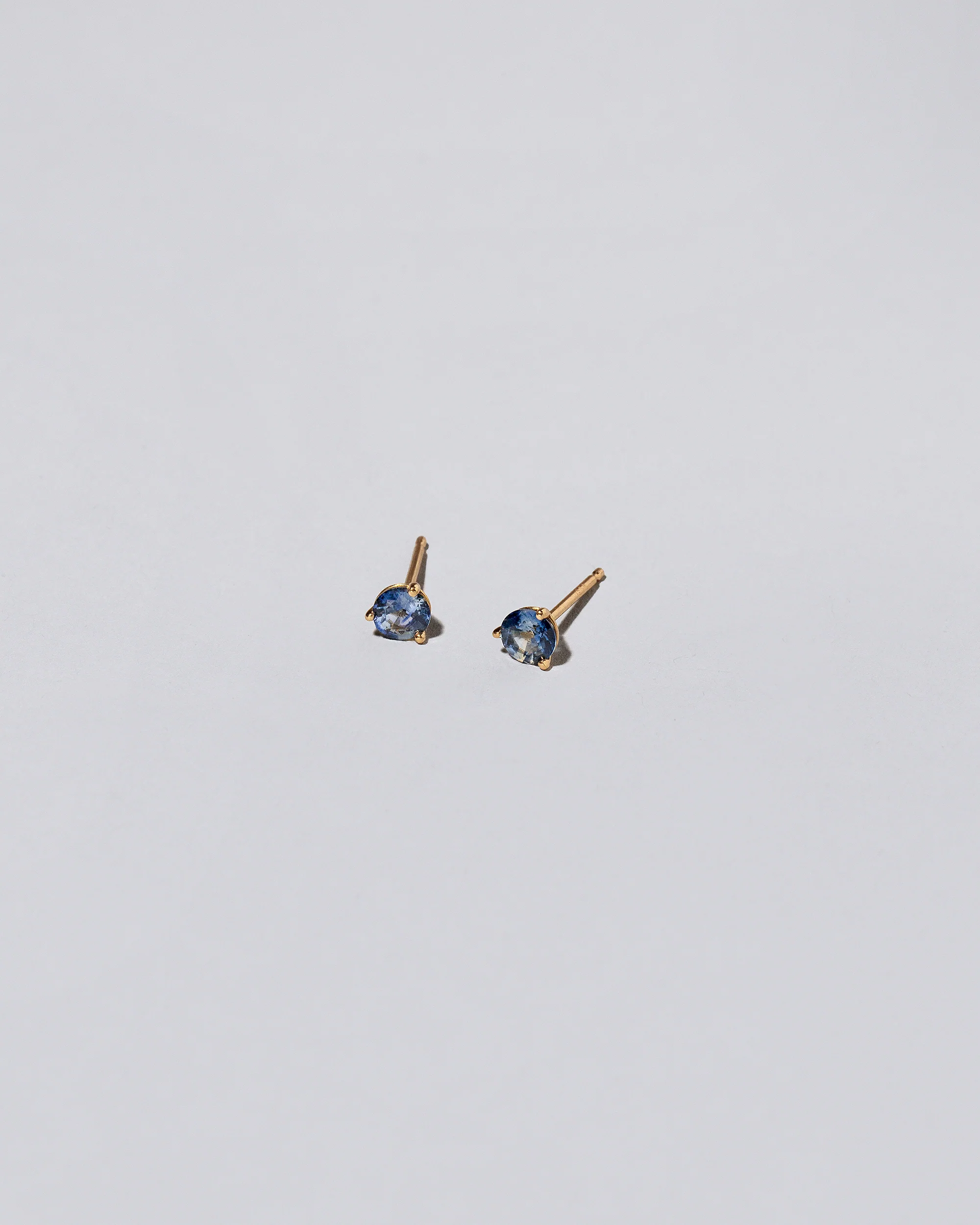 Martini Stud Earrings - Blue Bicolor Sapphire