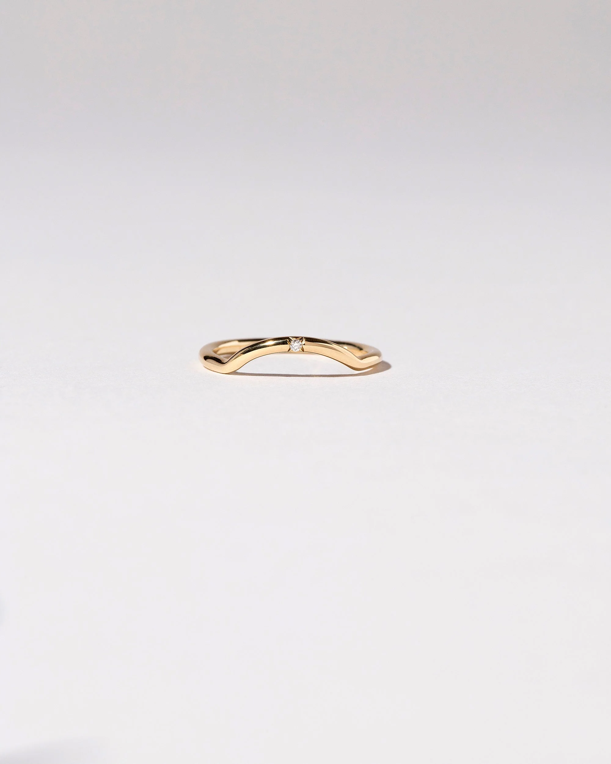 Mini Curve Band - Single Stone - Image 4