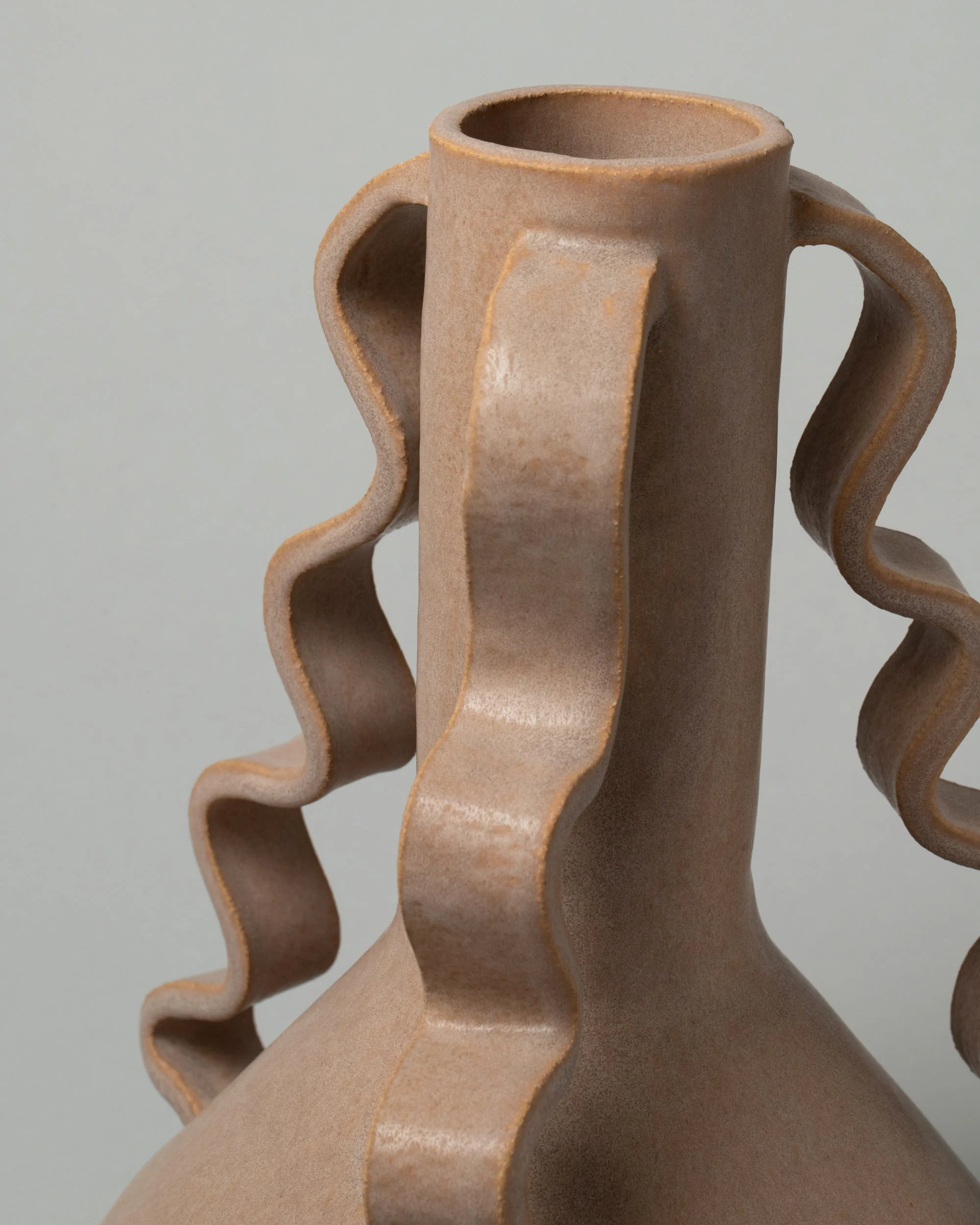 Swoop Vase - Image 3