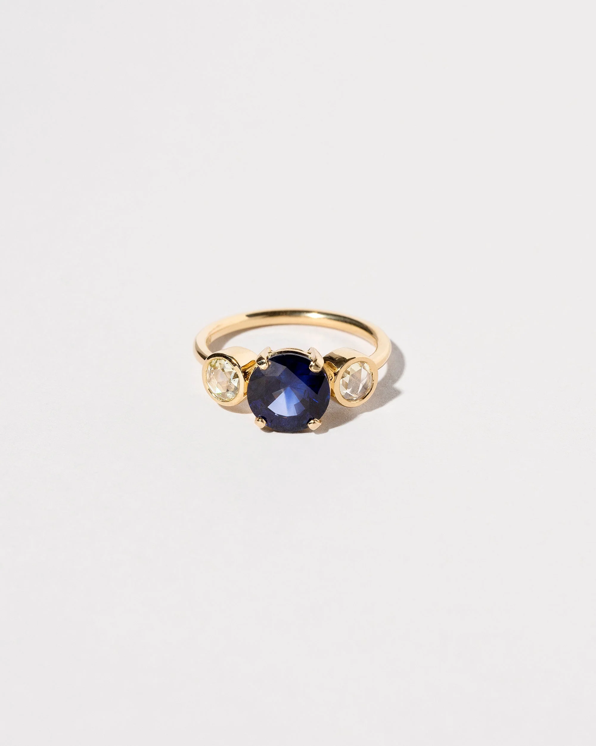 Nike Ring