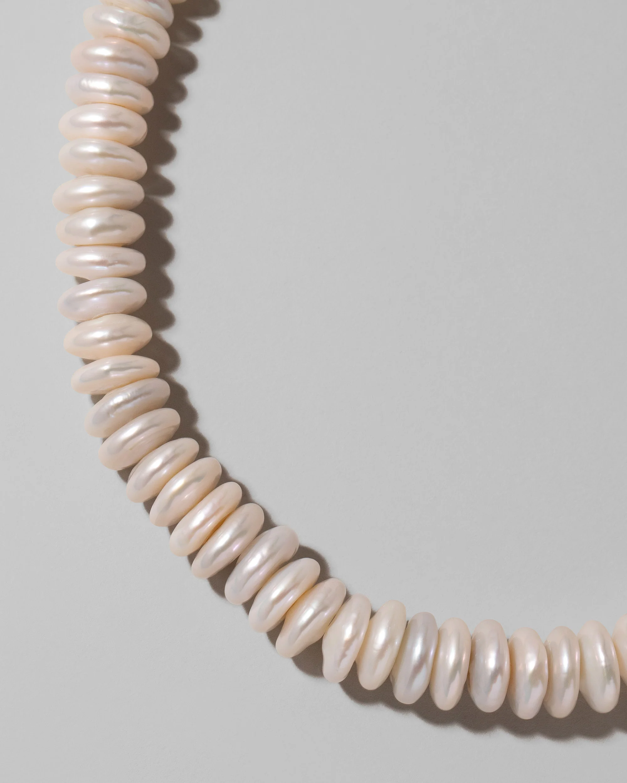 Button Pearl Choker Necklace - Image 2