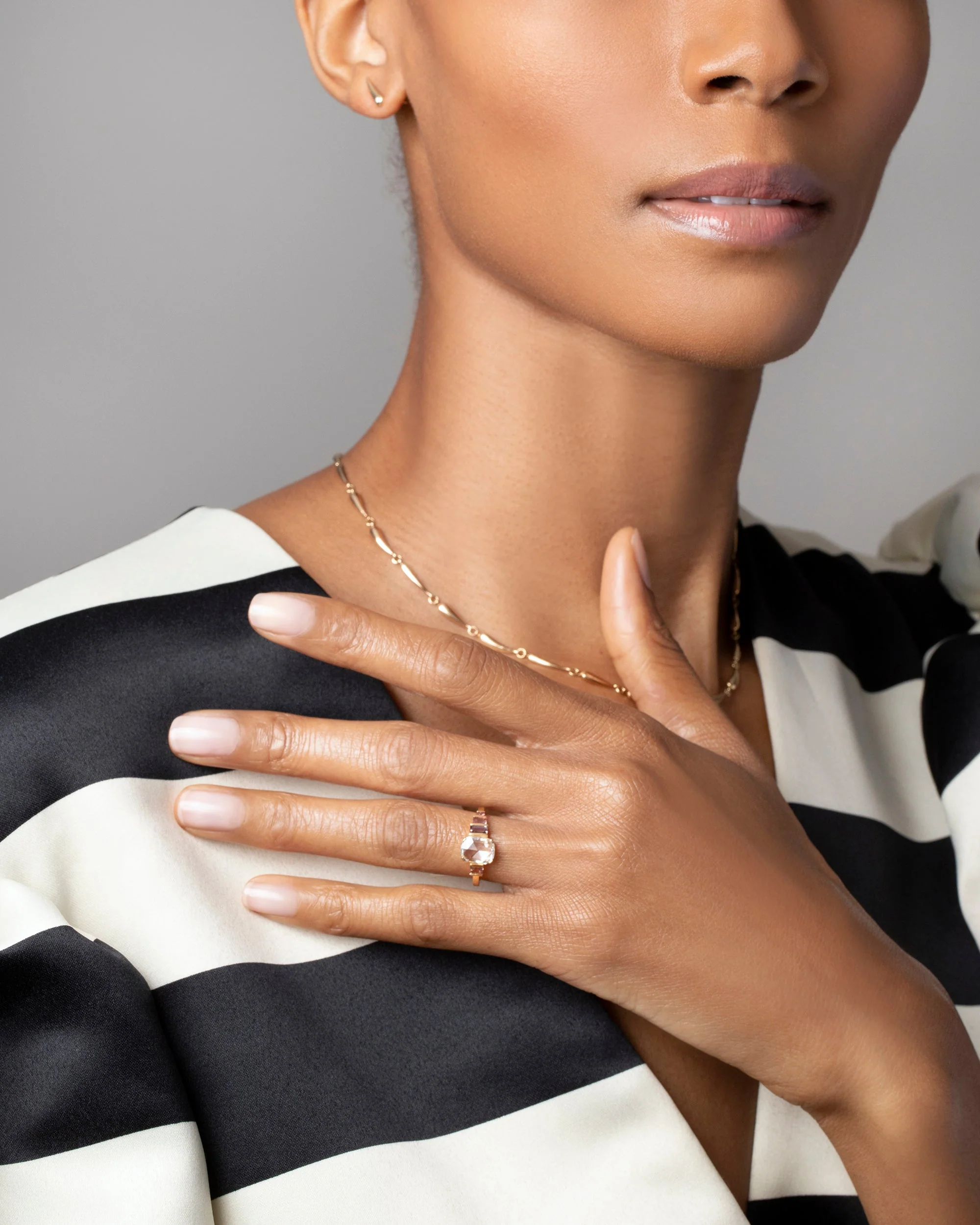 One & The Others Ring - Image 4