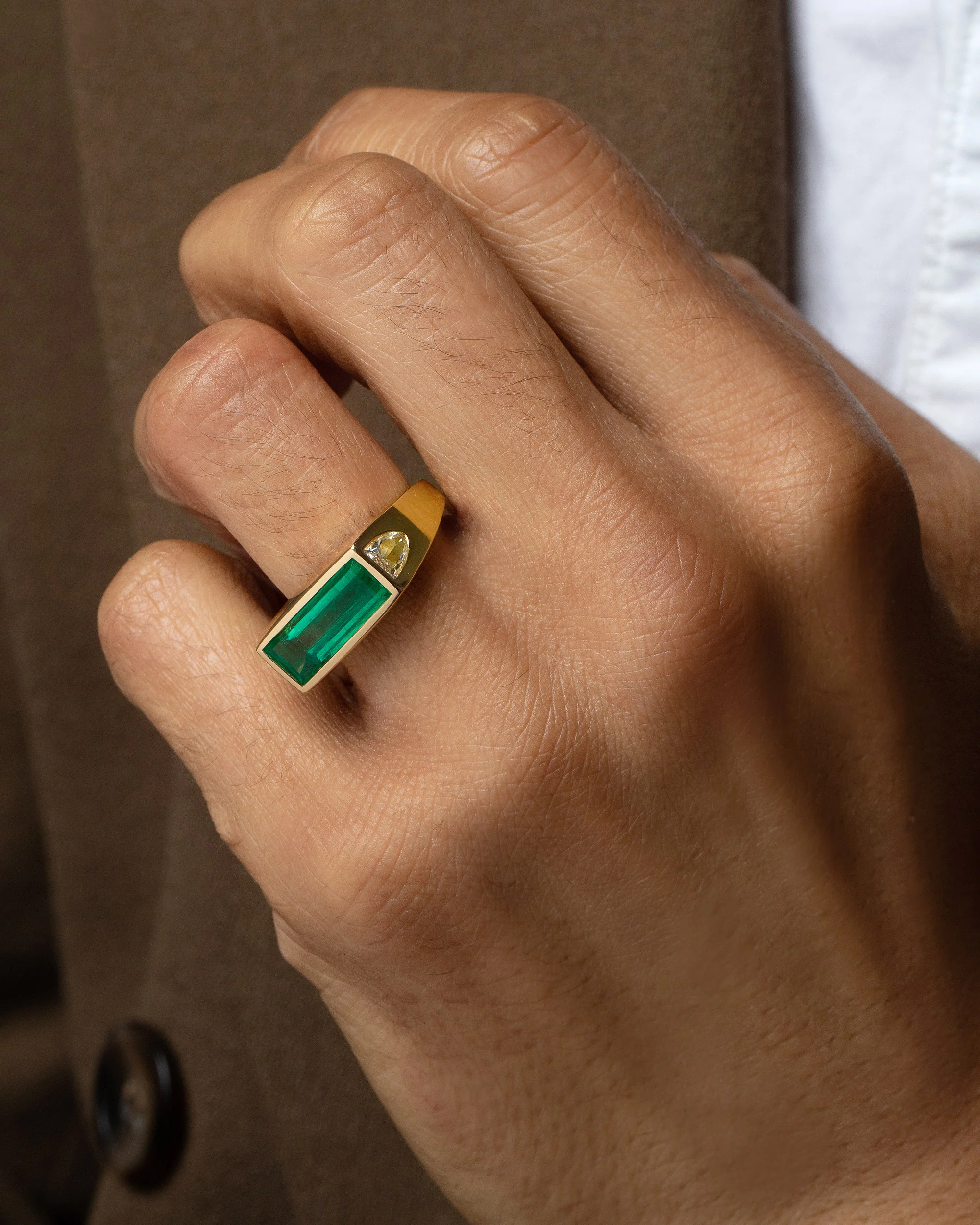 Figure Ring - Image 4
