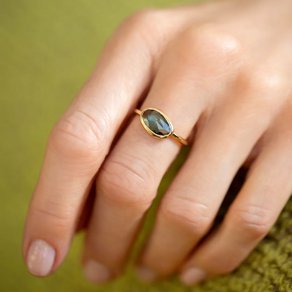 Gusher Green Sapphire Ring 002 - Image 6