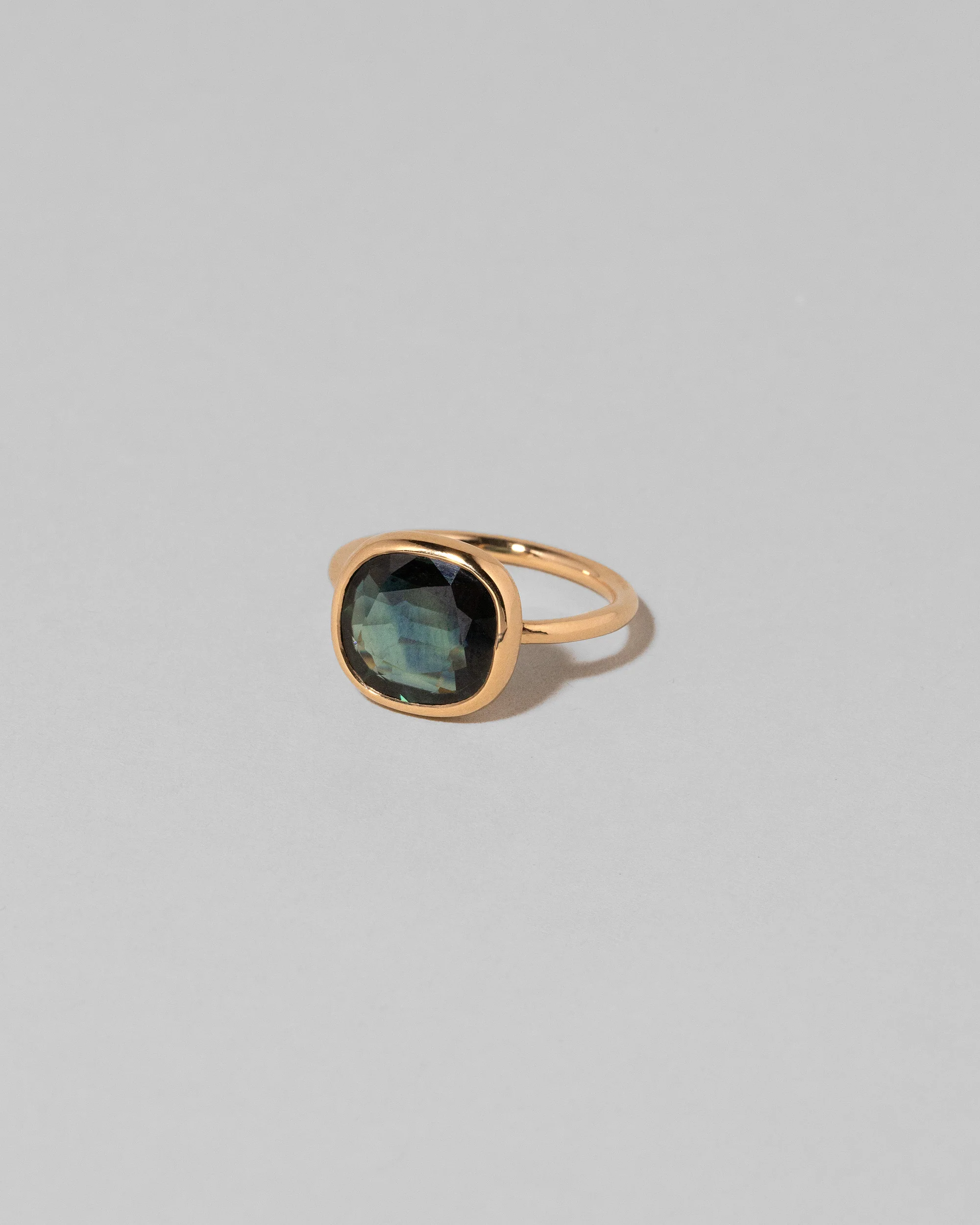 Gusher Bicolor Sapphire Ring 012 - Image 3
