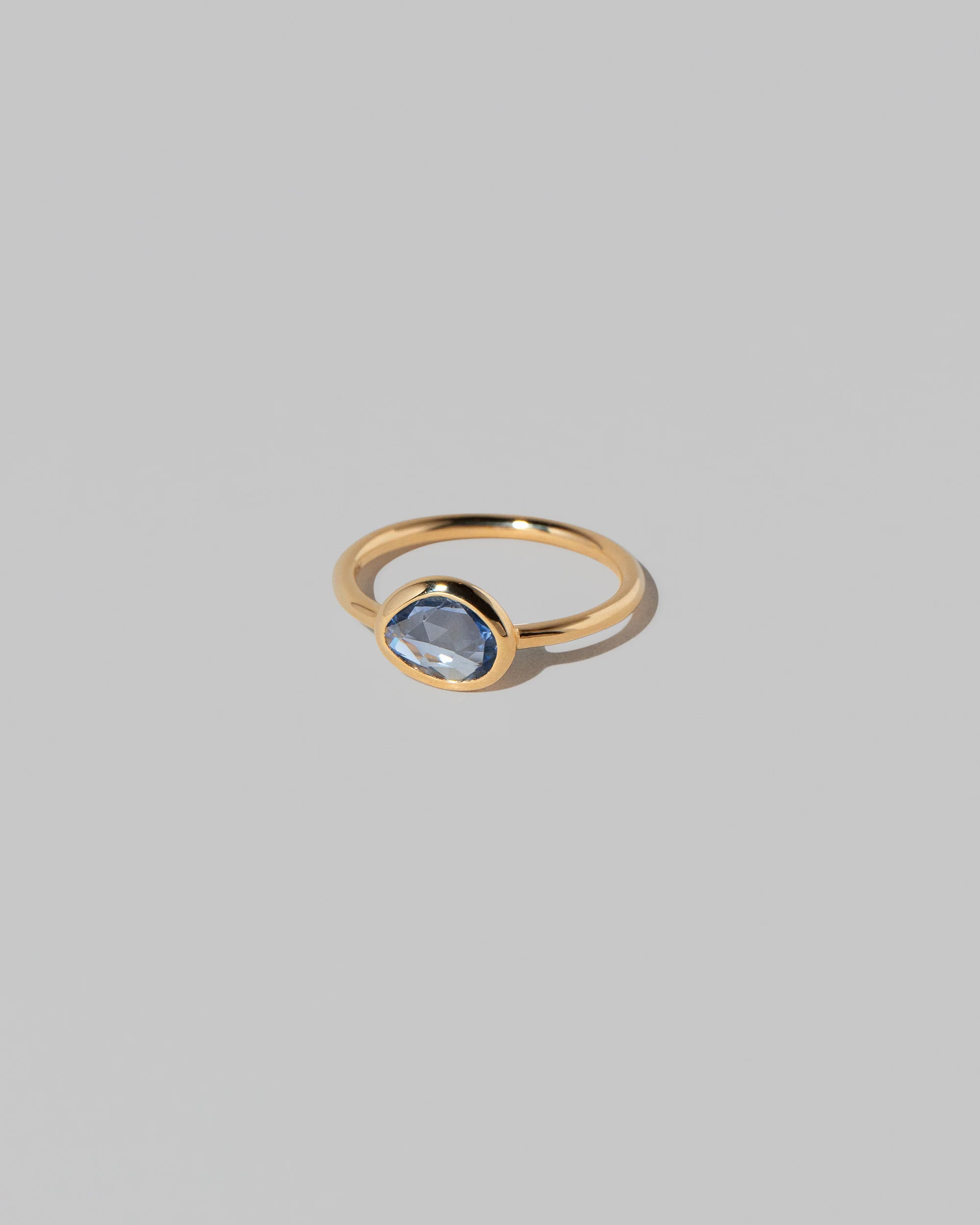 Gusher Blue Sapphire Ring 023 - Image 2