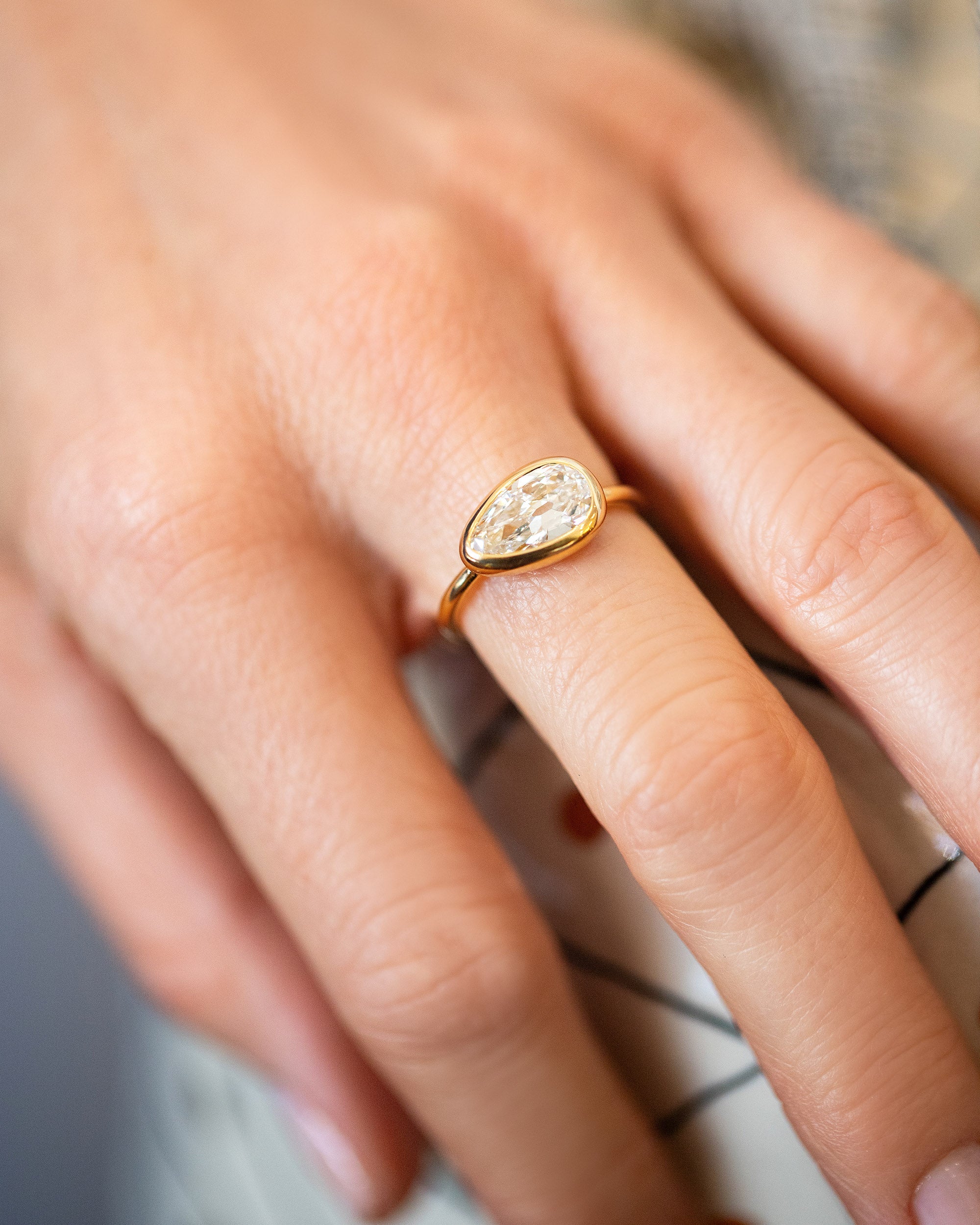 Gusher Diamond Ring 041 - Image 4