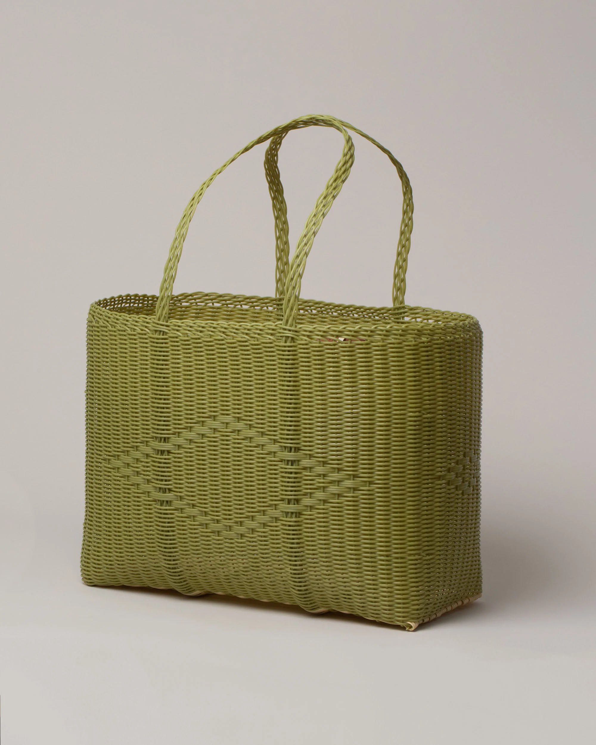 Large Handwoven Tote Basket Bag - Image 4