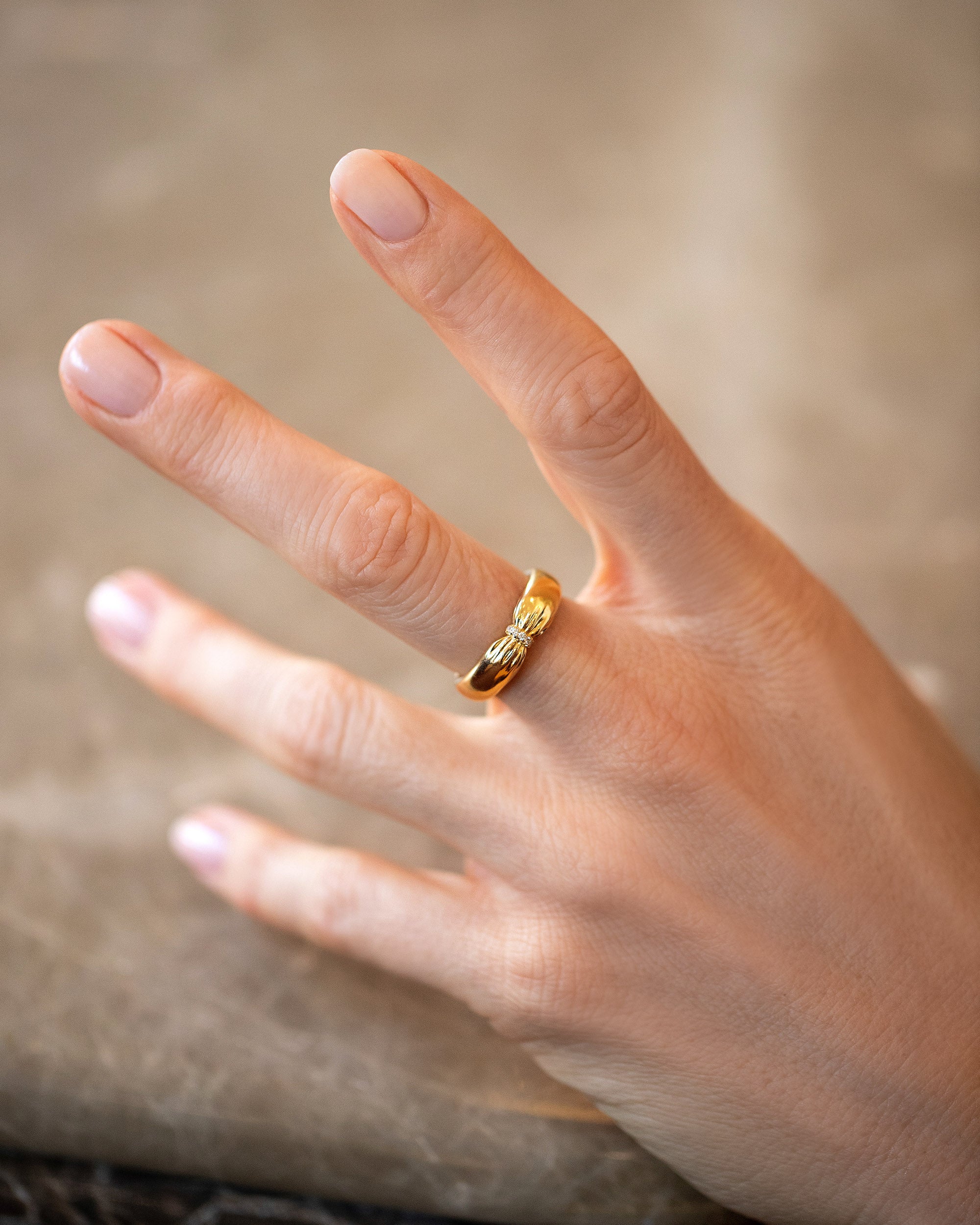 Pavé Pinch Band - Image 6