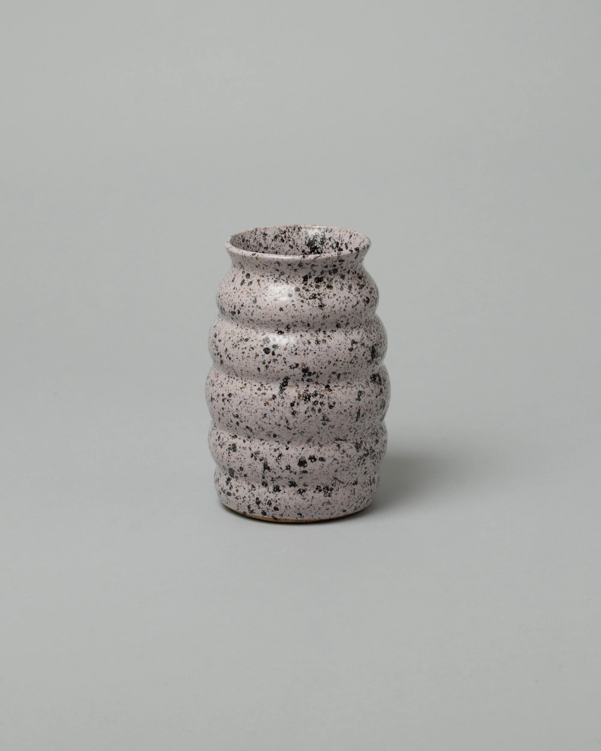 Wavy Vase - Image 3