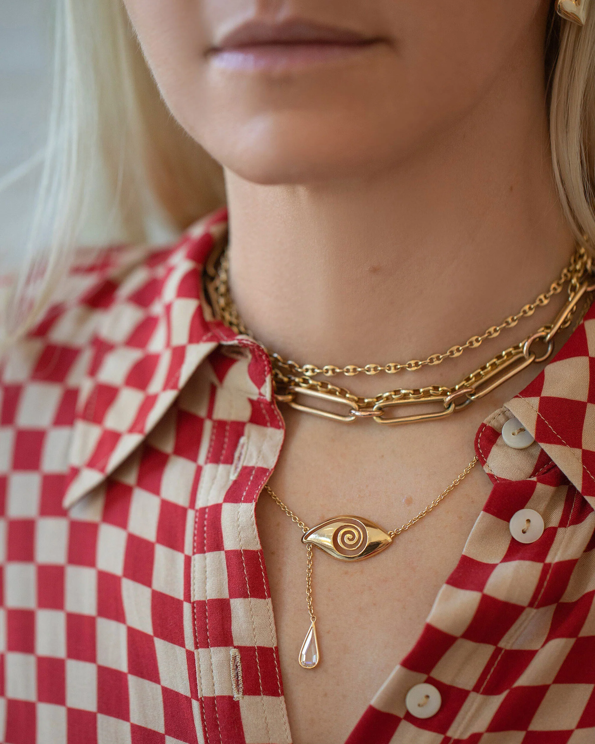 Short Loop Chain Necklace - Image 3
