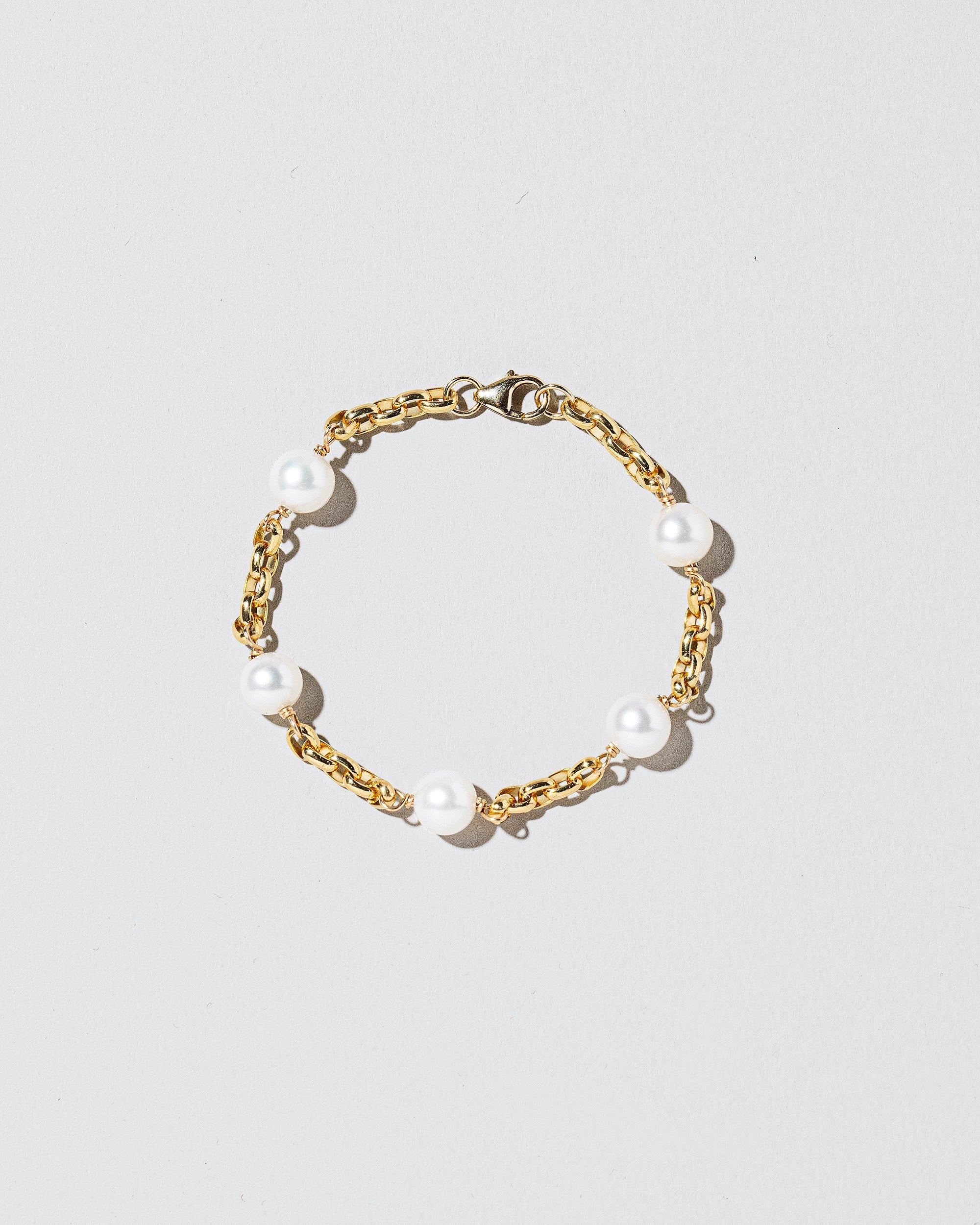 Pearl Station Bracelet Short Loop Chain