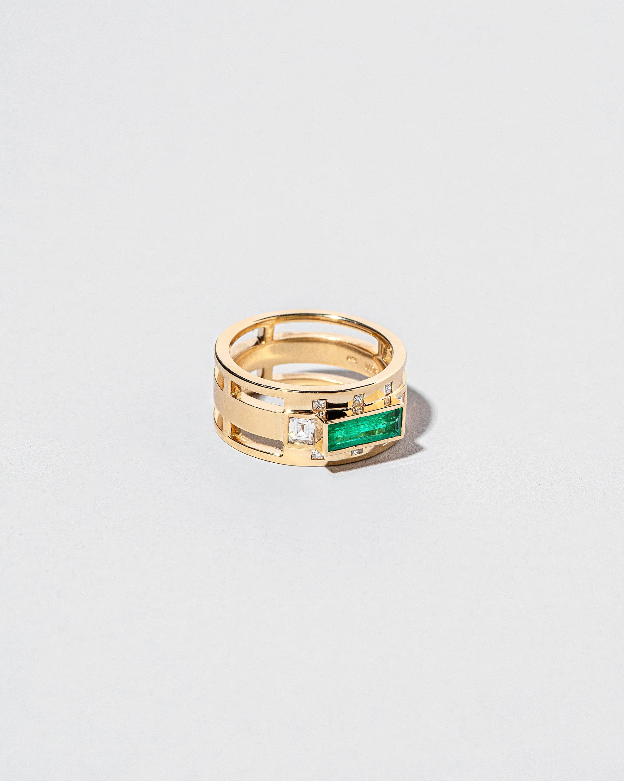 Sleeping Figure Ring - Image 2