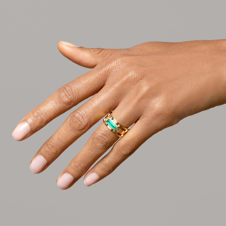 Sleeping Figure Ring - Image 6
