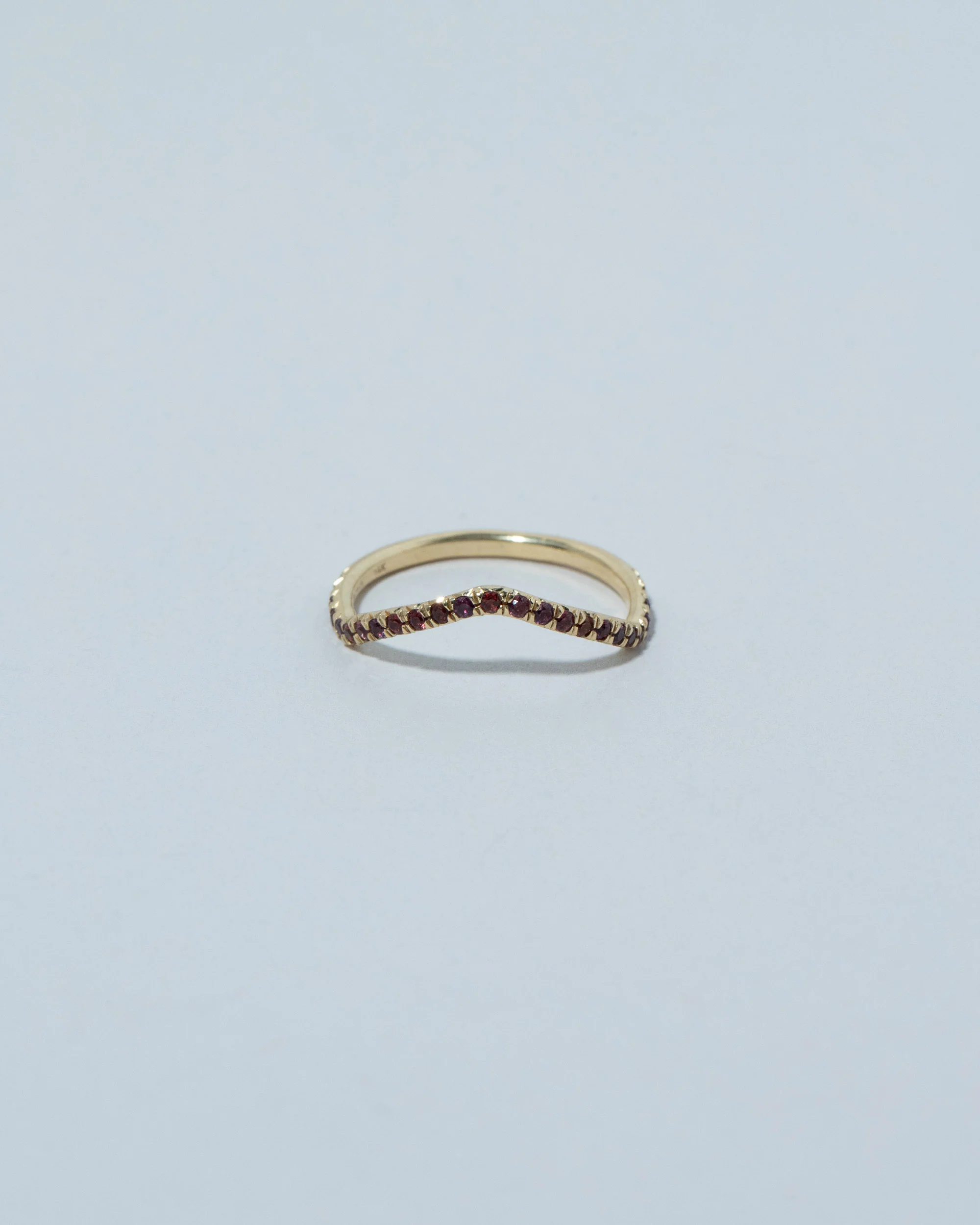 Low Peak Band in Pavé 14k Yellow Gold With Garnets - sz6 x Vault